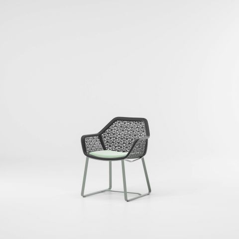 maia_dining_armchair_aluminium_legs.jpg